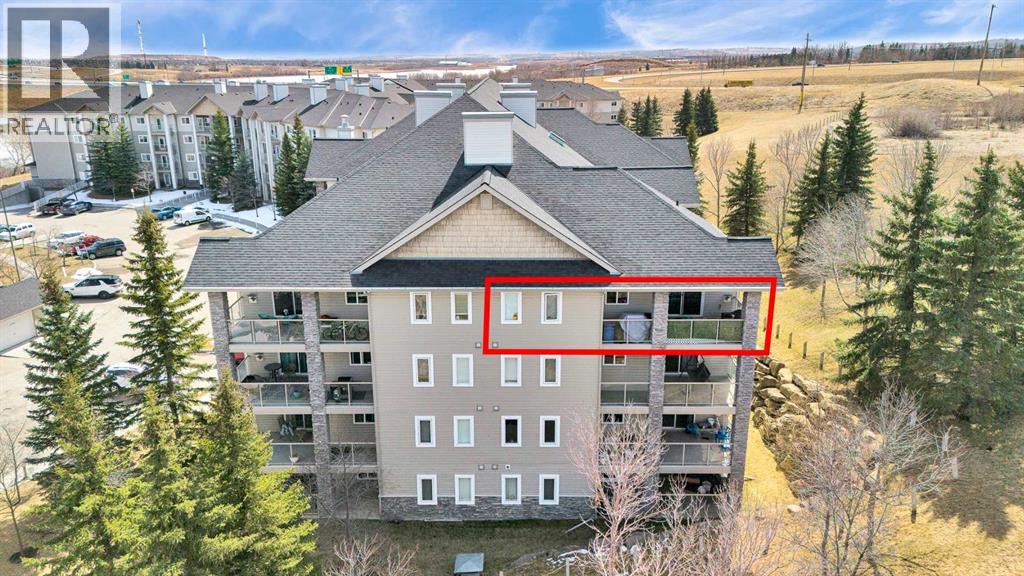 Apartment for Sale in 402, 5500 Somervale Court SW|Calgary, Alberta T2Y4L9 2
