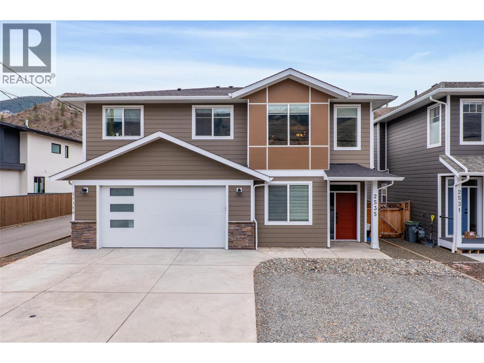 For sale: 2535 SUNSET Drive, Kamloops, British Columbia V2C4K1