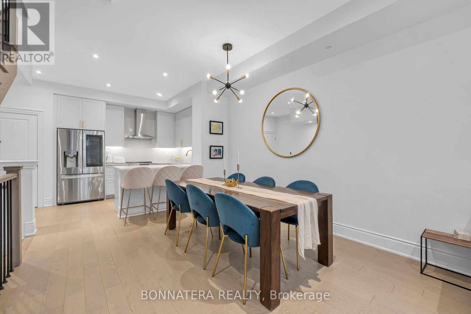 Row / Townhouse for Sale in 81 - 15 LUNAR CRESCENT|Mississauga (Streetsville), Ontario L5M2R6 5