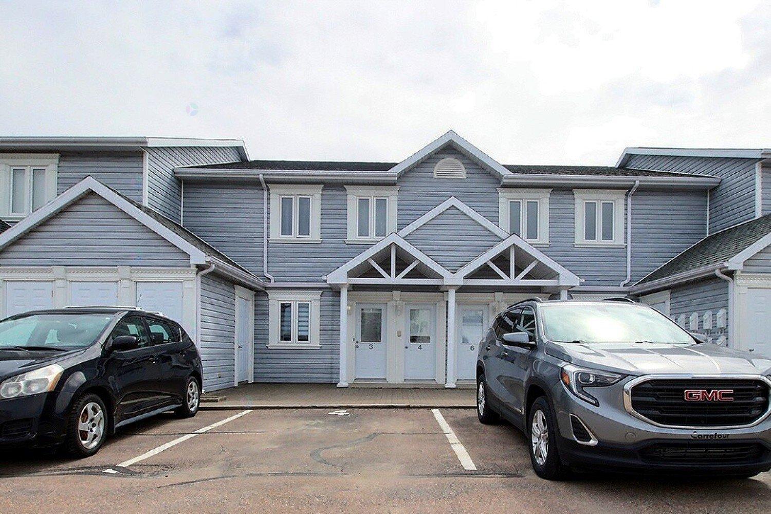 1409 Rue de Bretagne, #4, Baie-Comeau, Quebec G5C3V3