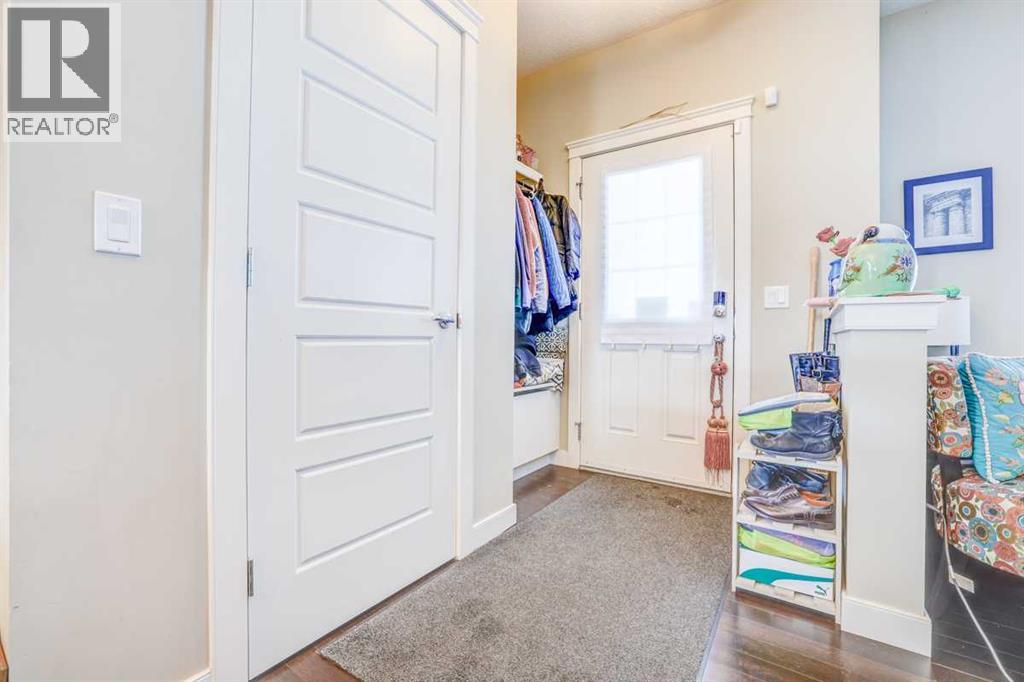 Duplex for Sale in 29 Redstone Common NE|Calgary, Alberta T3N0K3 4