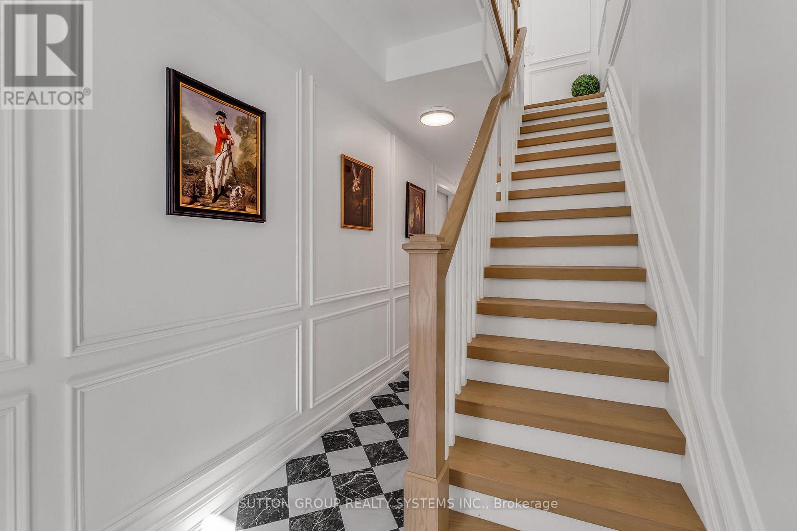 Row / Townhouse for Sale in 70 RESURRECTION ROAD|Toronto (Islington-City Centre West), Ontario M9A5H1 3
