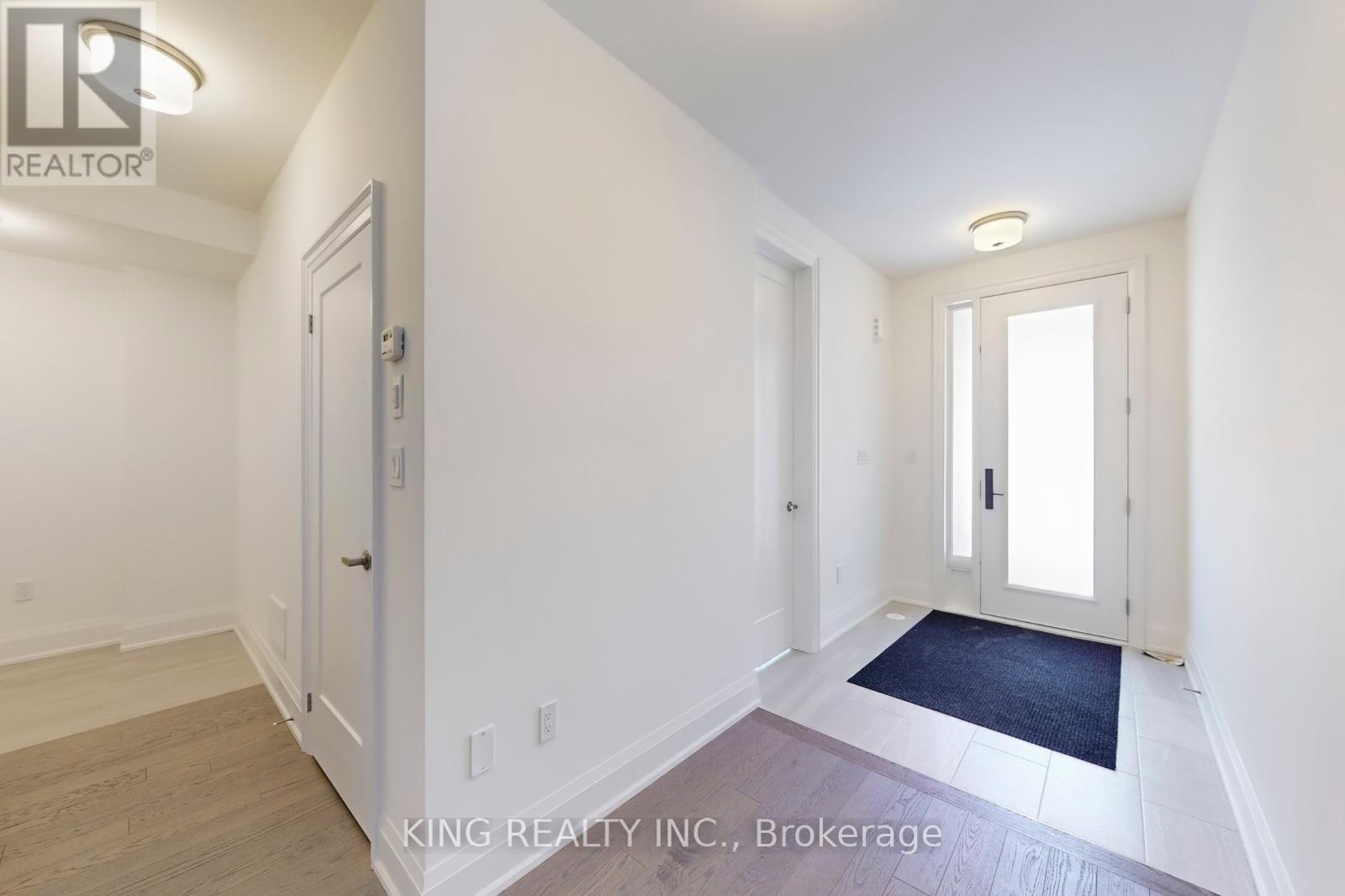 Row / Townhouse for Sale in 3320 TAHA GARDENS|Oakville (GO Glenorchy), Ontario L6M4K1 5