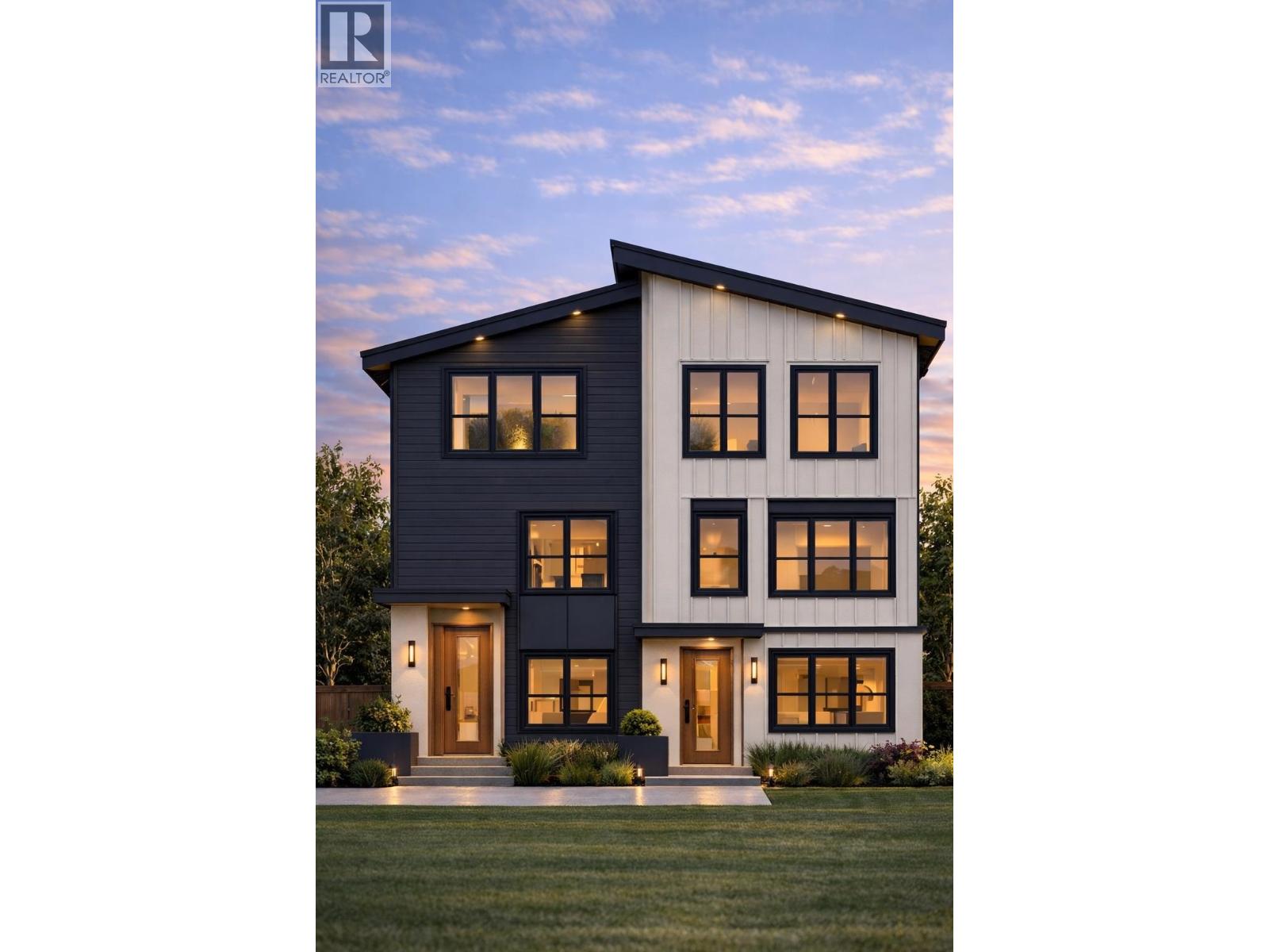 2 2850 E 43RD AVENUE|Vancouver, British Columbia V5R2Z2