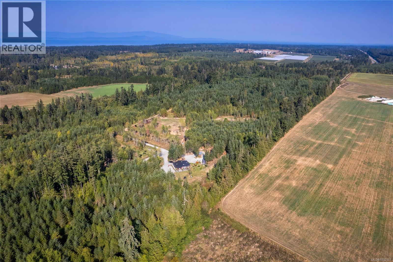 For sale: 440 Gilbert Rd, Qualicum Beach, British Columbia V9K1V2 ...