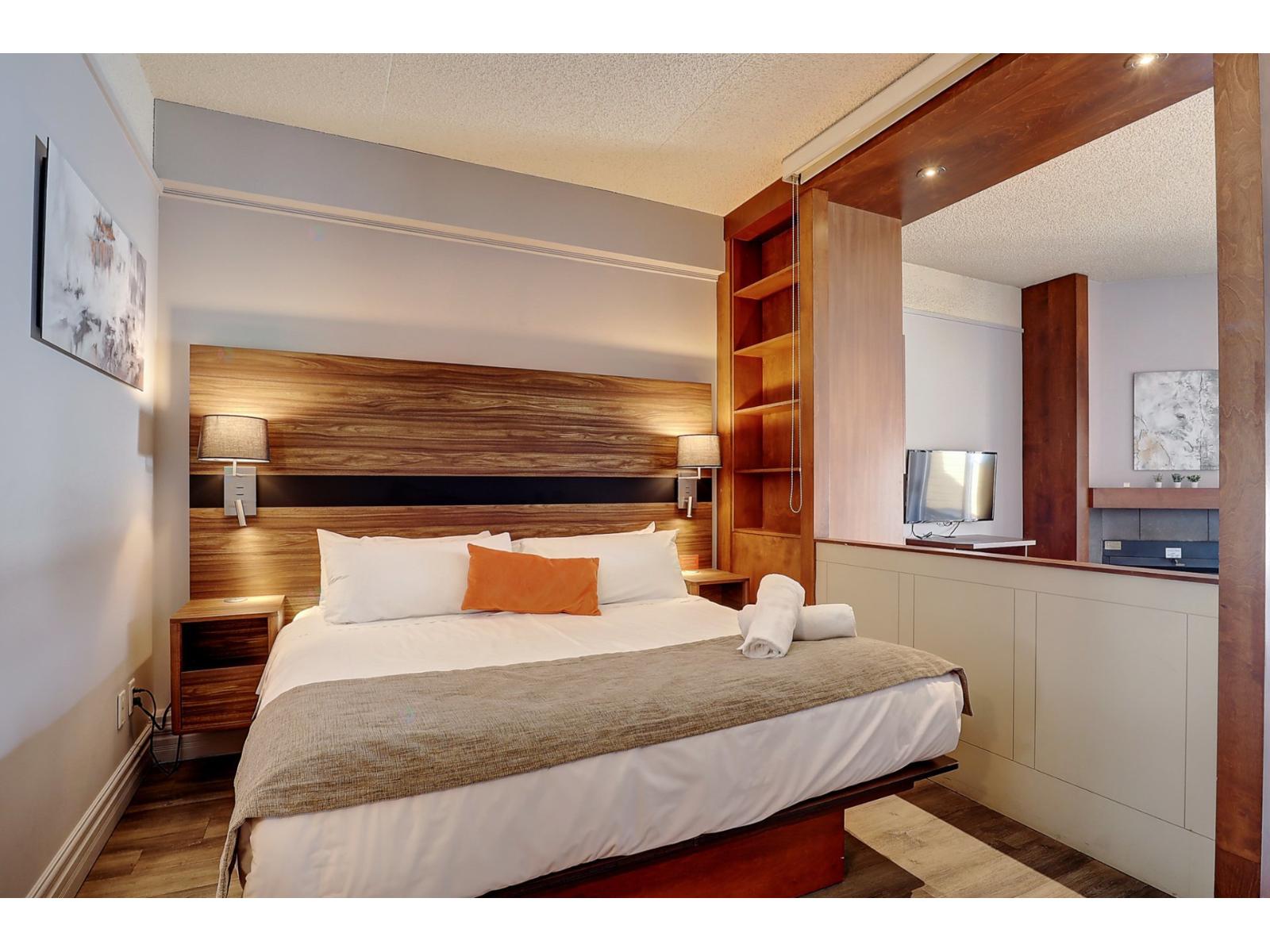 44 Av. de l'Auberge, #1120, Orford, Quebec J1X6J3