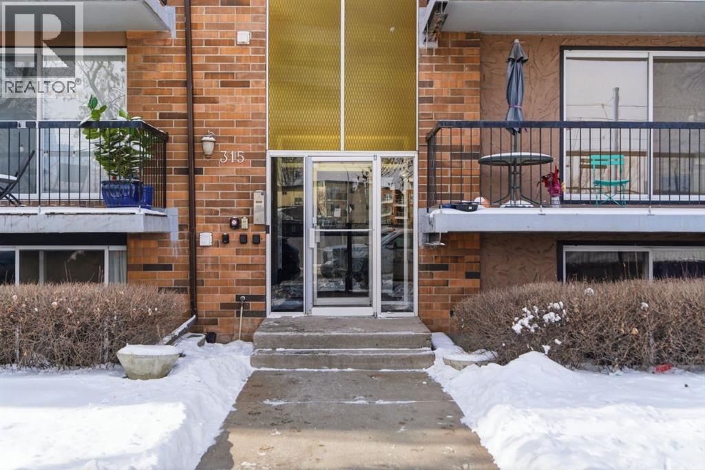 Apartment for Sale in 103, 315 9A Street NW|Calgary, Alberta T2N1T7 3