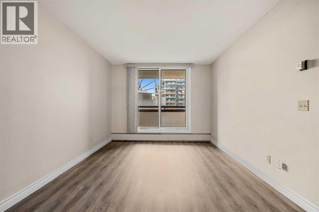 Apartment for Sale in 1209, 738 3 Avenue SW|Calgary, Alberta T2P0G7 4