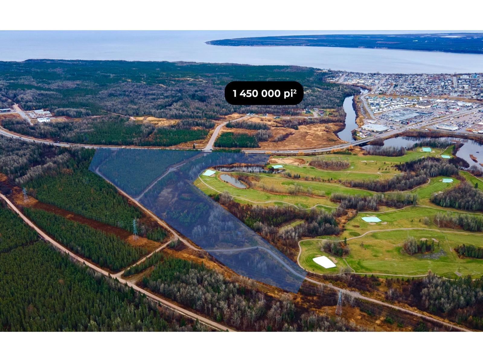 Boul. Pierre-Ouellet, Baie-Comeau, Quebec G4Z3B9