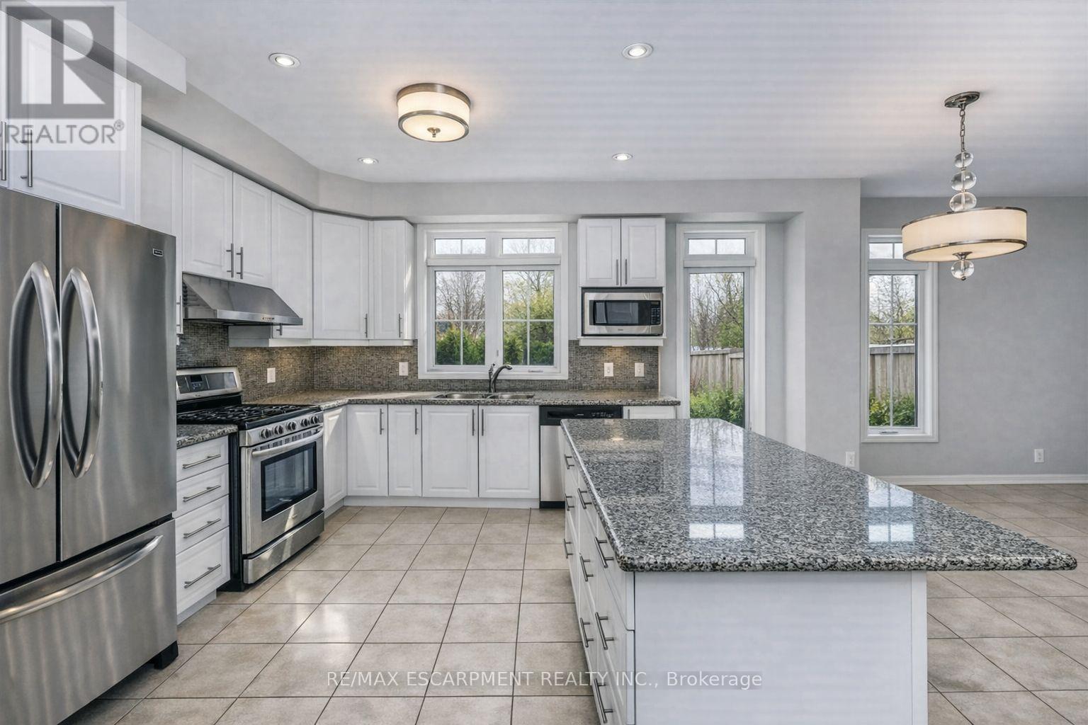 Row / Townhouse for Sale in 1203 LORNE PARK ROAD|Mississauga (Lorne Park), Ontario L5H3A7 5
