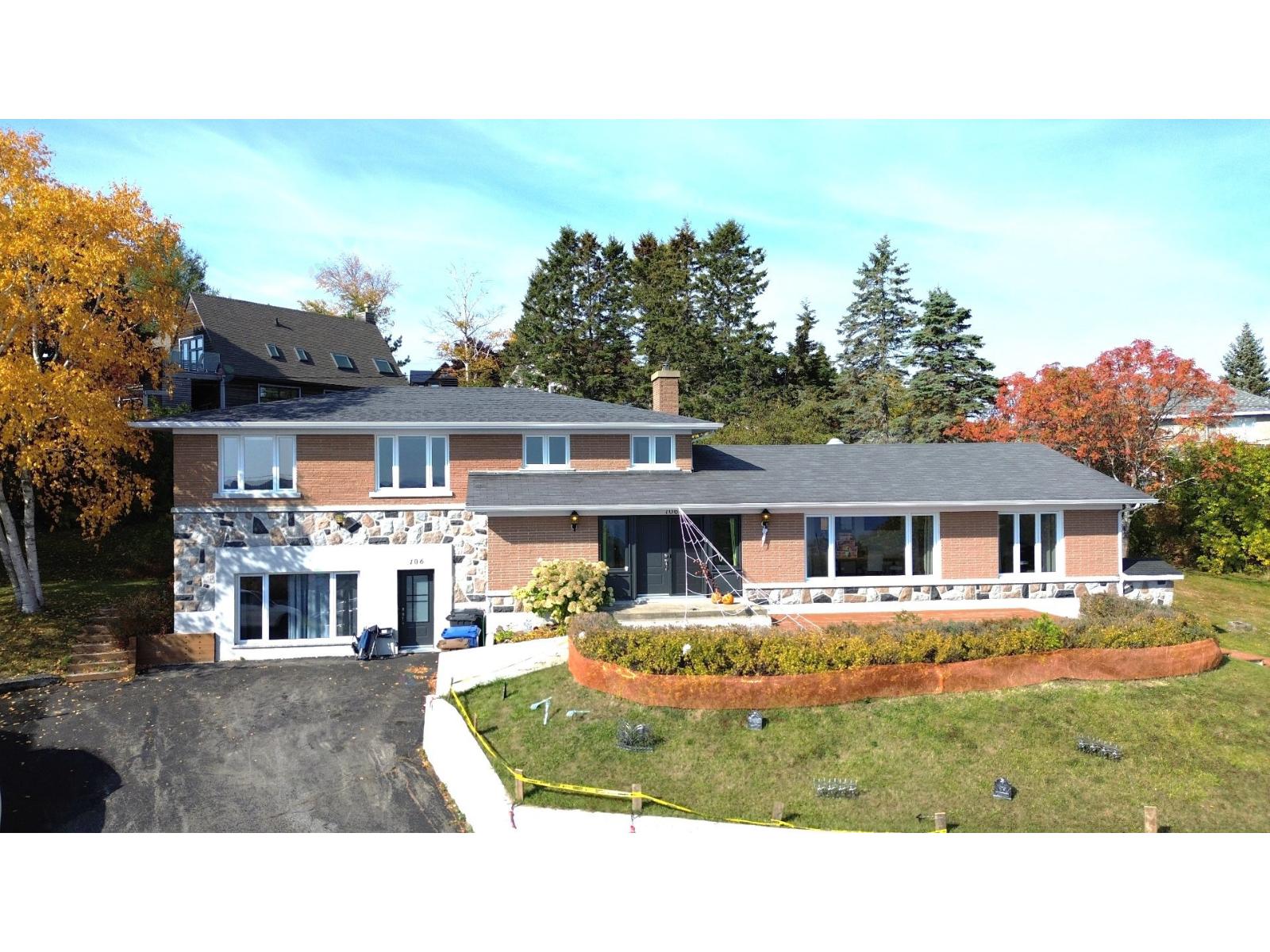 106 Côte Bellevue, Gaspé, Quebec G4X1J2