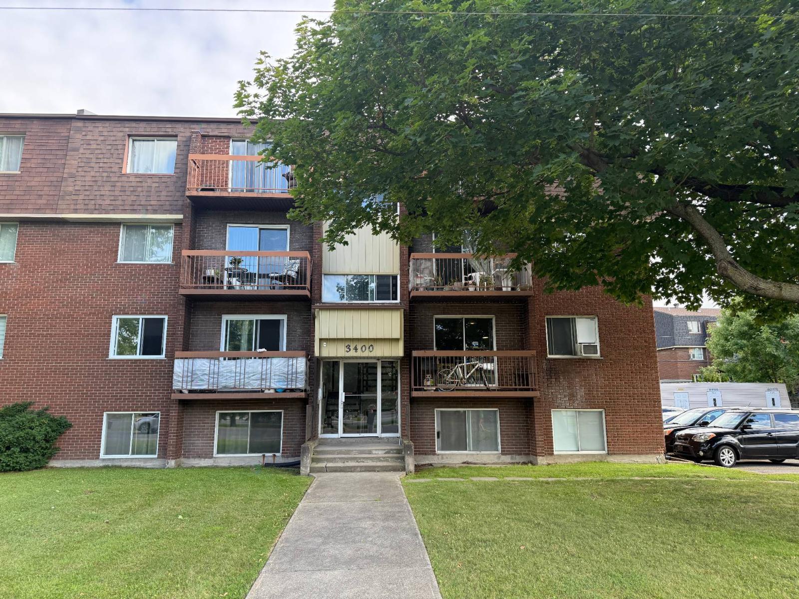 3400 Boul. Dagenais O., Laval (Fabreville), Quebec H7P1V6