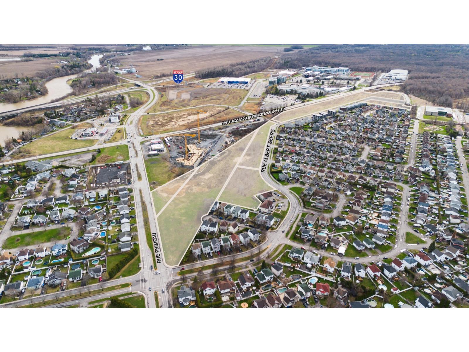 Boul. René-Lévesque, Châteauguay, Quebec J6K3T6