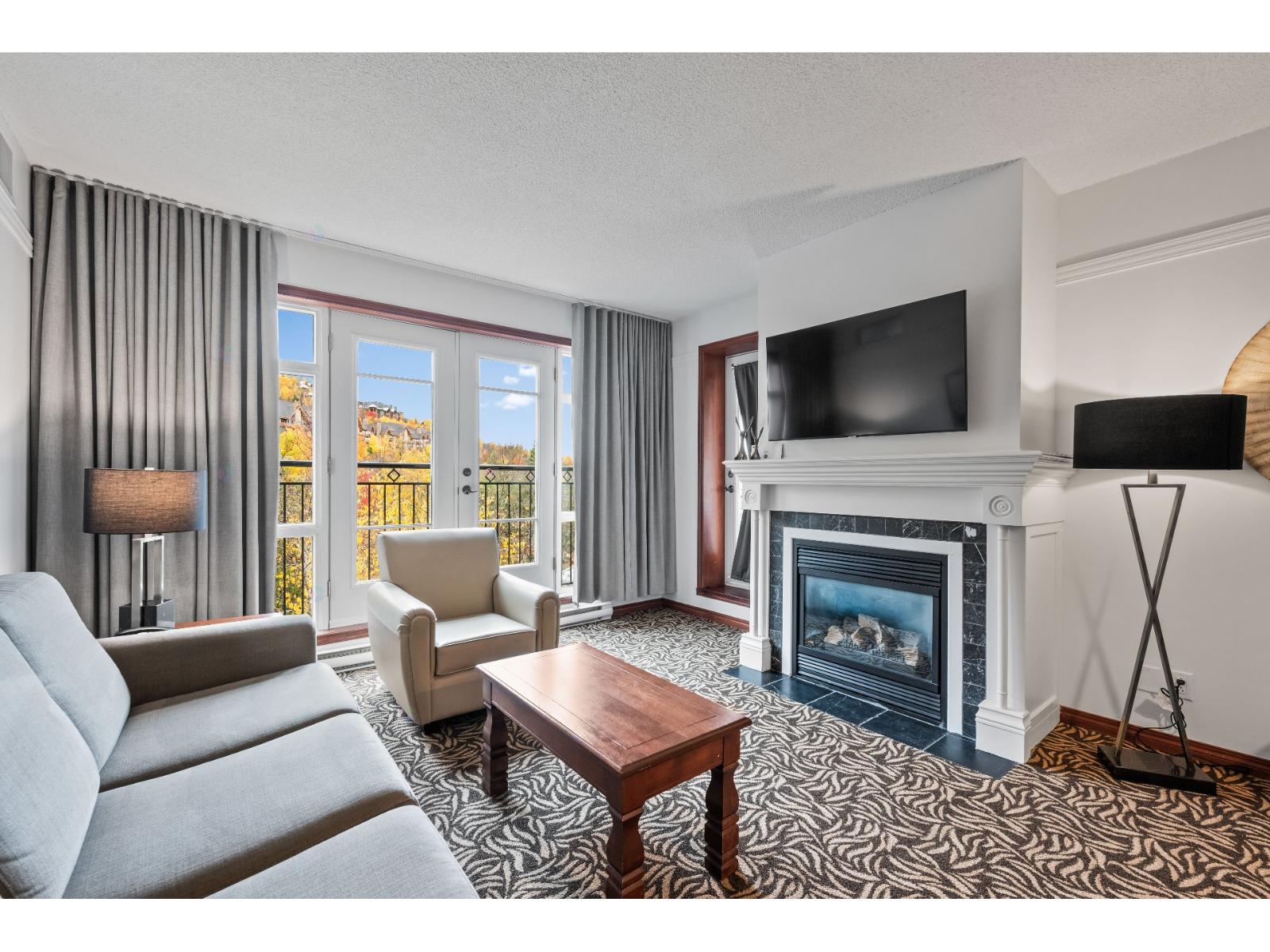 150 Ch. au Pied-de-la-Montagne, #324D, Mont-Tremblant, Quebec J8E3M2