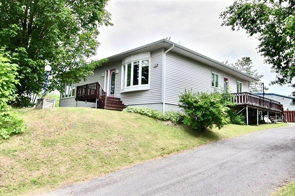 89 Rue Jacques-Cartier, Gaspé, Quebec G4X1M5