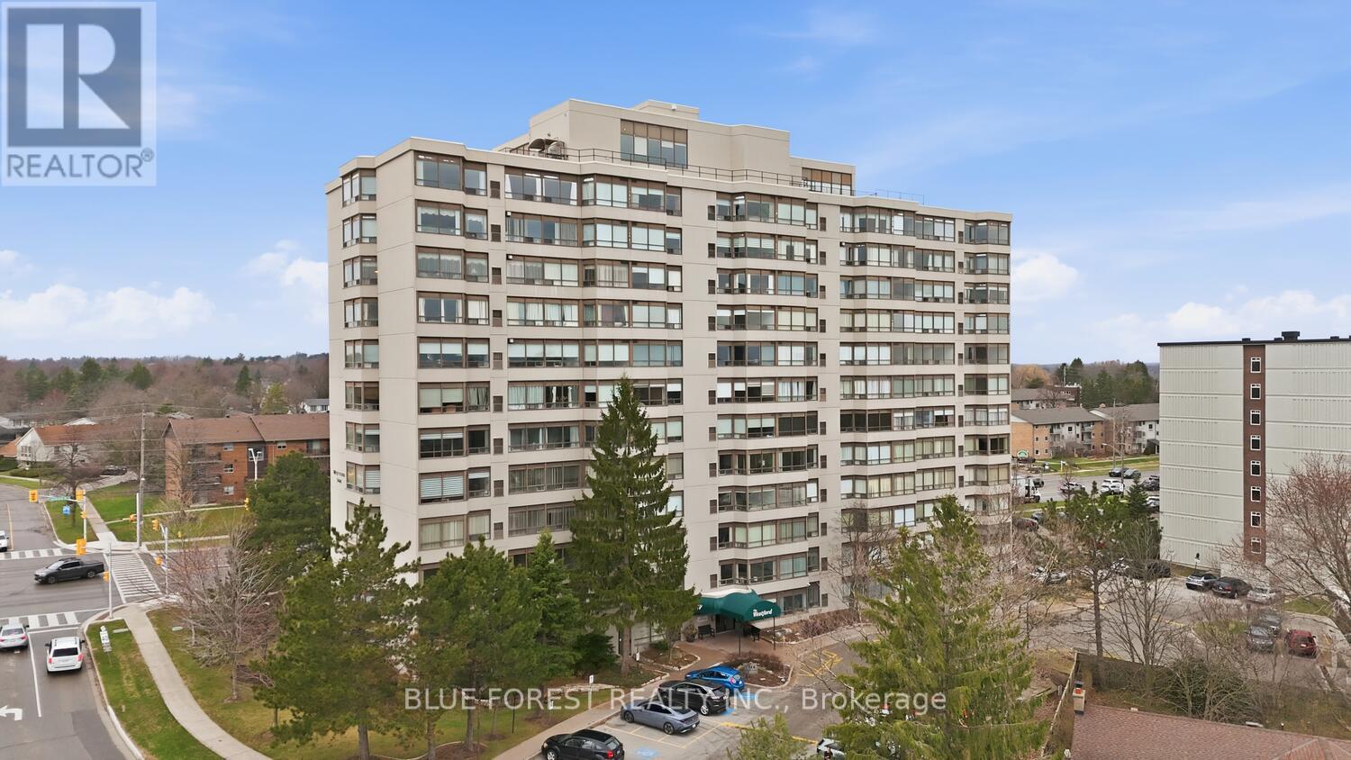 203 - 744 WONDERLAND ROAD S, London South (South N), Ontario N6K4K3