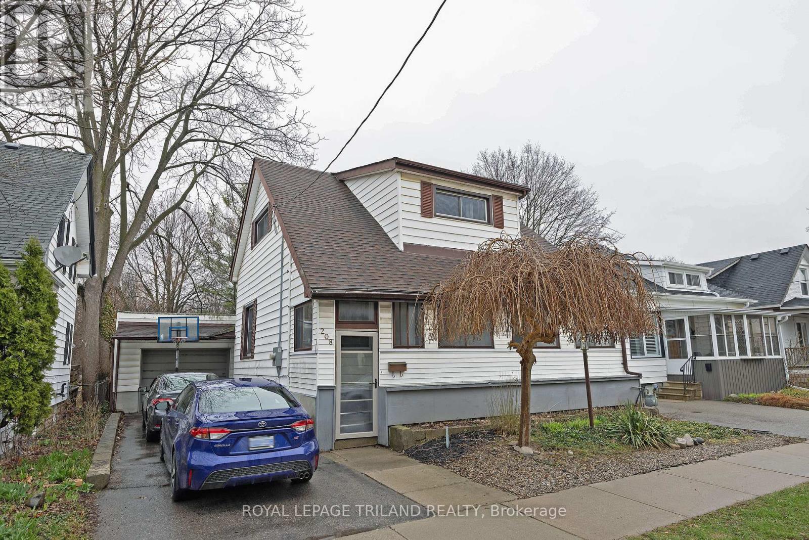 208 EDWARD STREET, London South (South F), Ontario N6C3J2