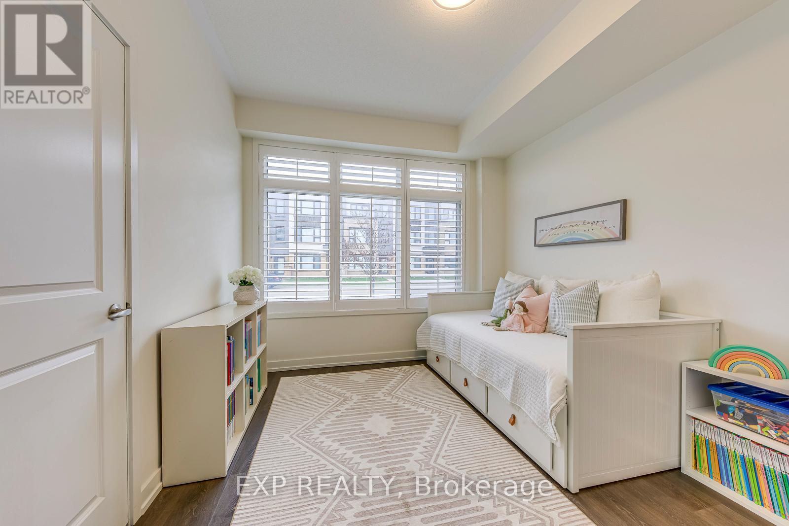 Row / Townhouse for Sale in 3075 ERNEST APPELBE BOULEVARD|Oakville (GO Glenorchy), Ontario L6H0M1 5