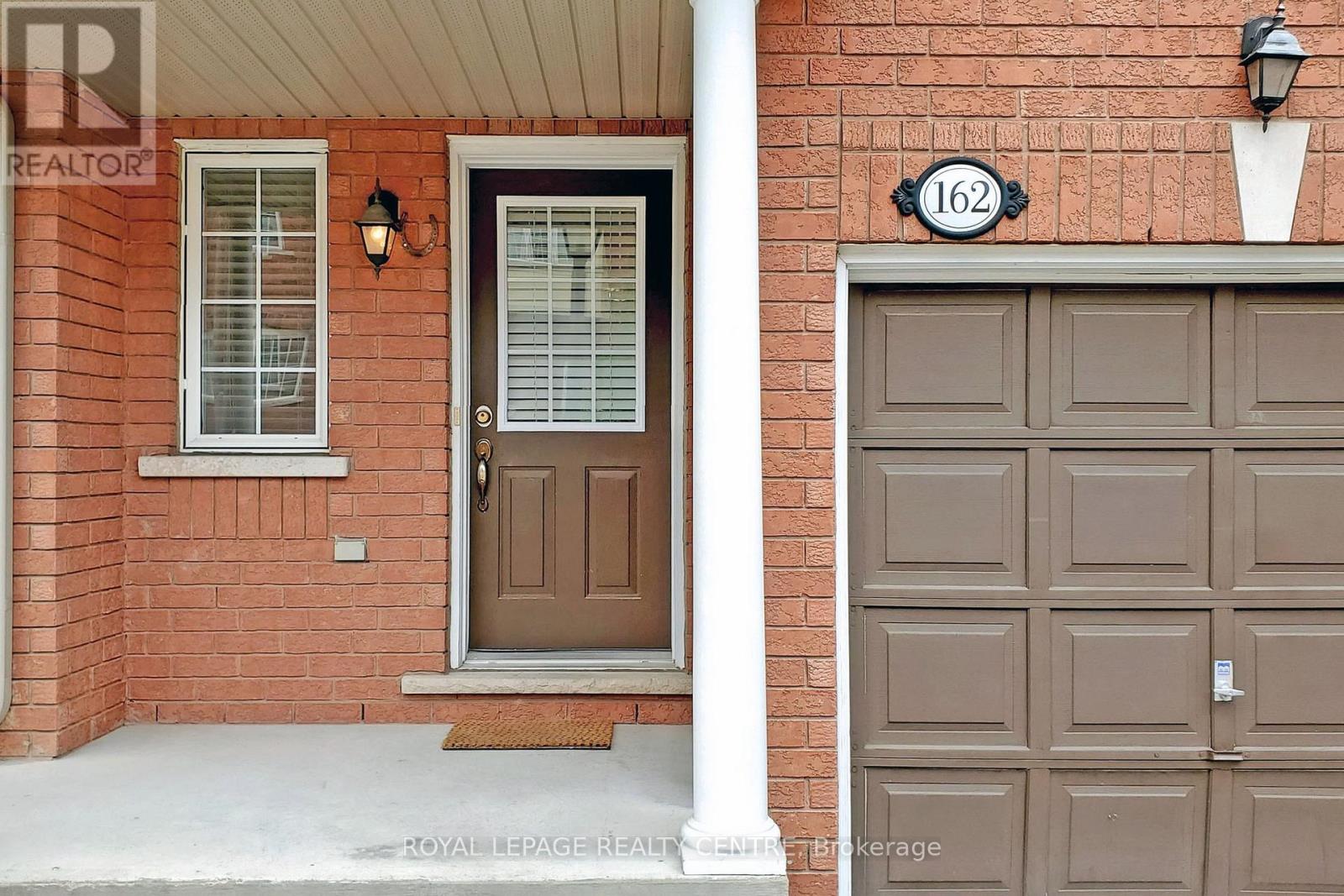 Row / Townhouse for Sale in 162 - 7360 ZINNIA PLACE|Mississauga (Meadowvale Village), Ontario L5W2A1 4