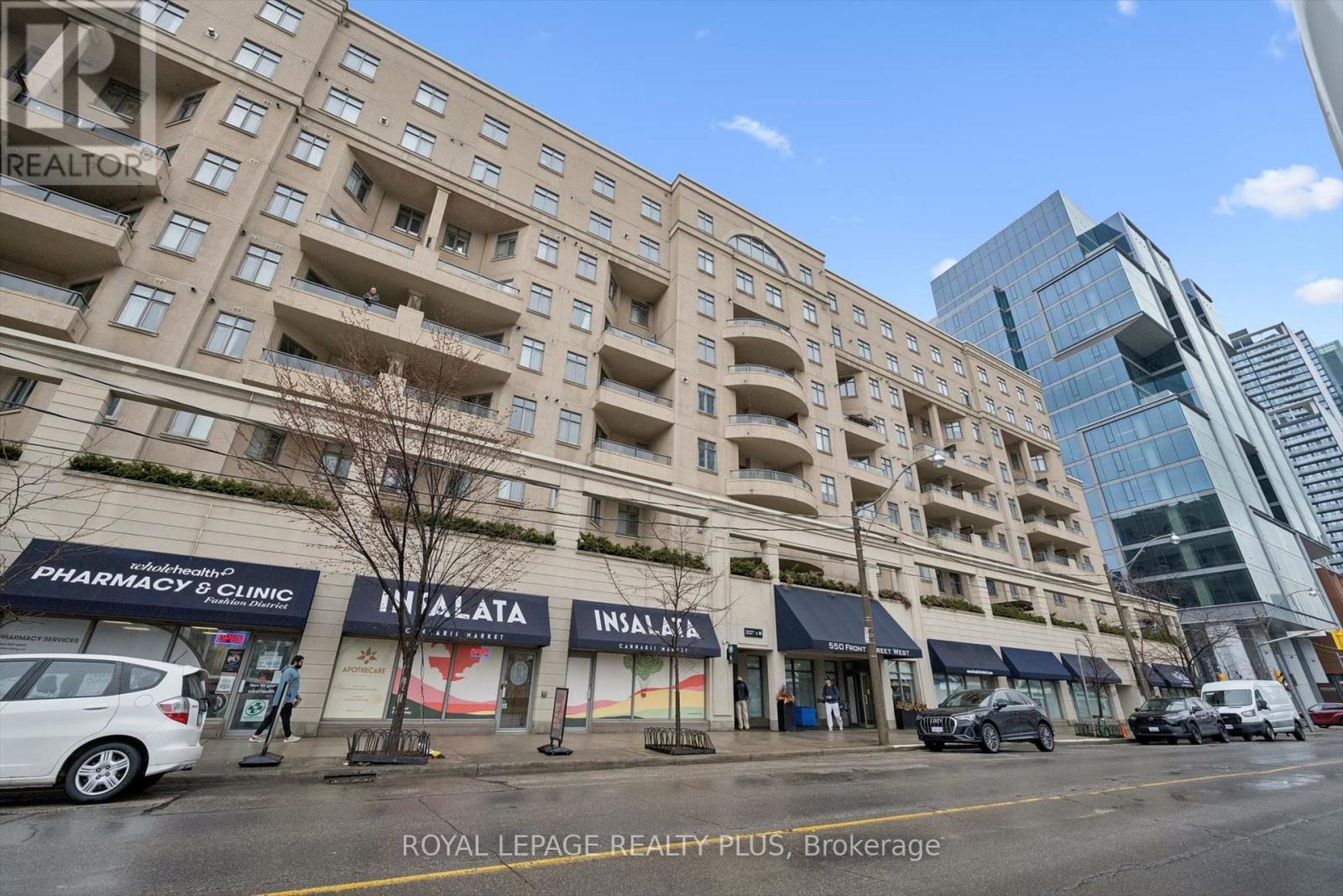 620 - 550 FRONT STREET W