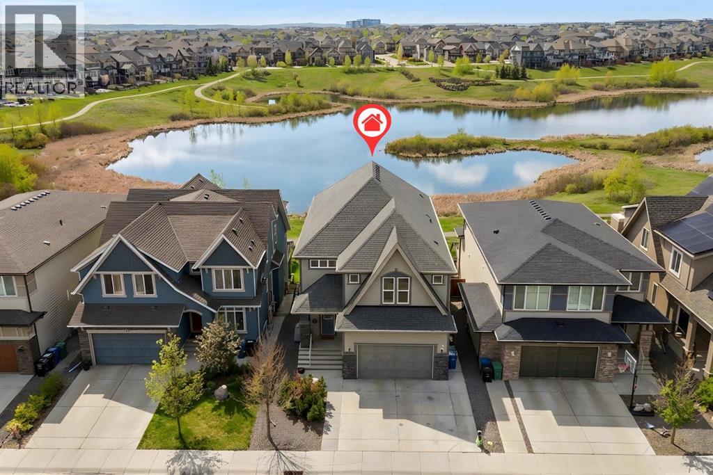 House for Sale in 121 Marquis View SE|Calgary, Alberta T3M2H4