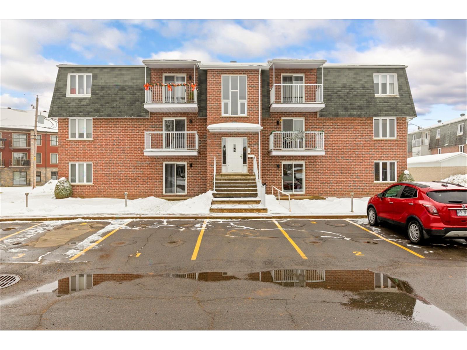 320 Rue Manereuil, Louiseville, Quebec J5V2V9