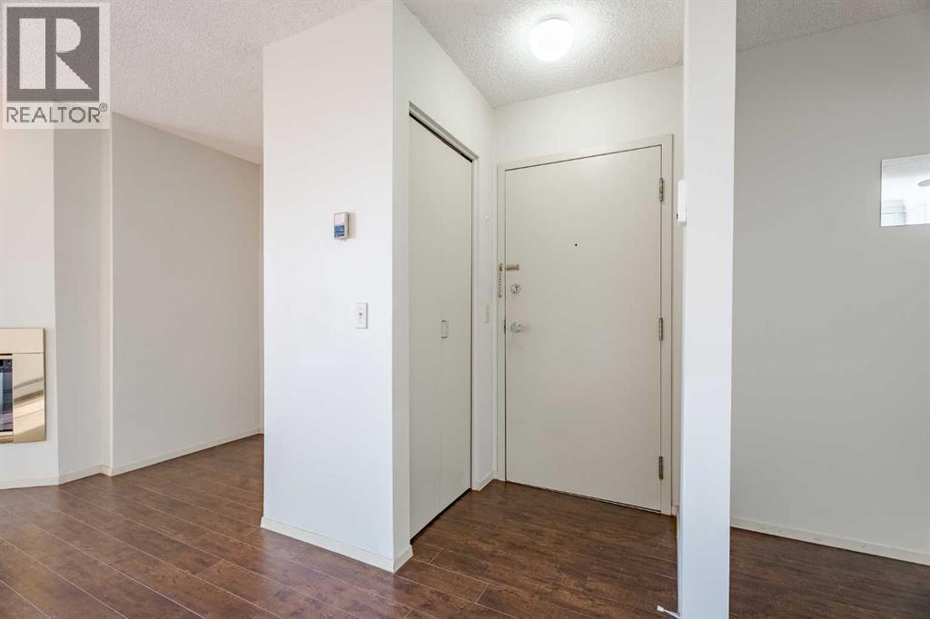 Apartment for Sale in 34, 1234 Edenwold Heights NW|Calgary, Alberta T3A3T5 3