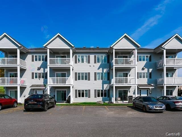 556 Rue des Pivoines, #4, Cowansville, Quebec J2K0G8
