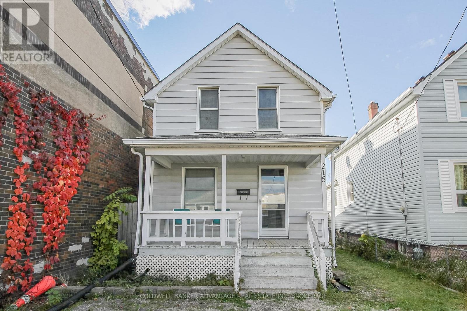215 BURGAR STREET, Welland (Welland Downtown), Ontario L3B2T3