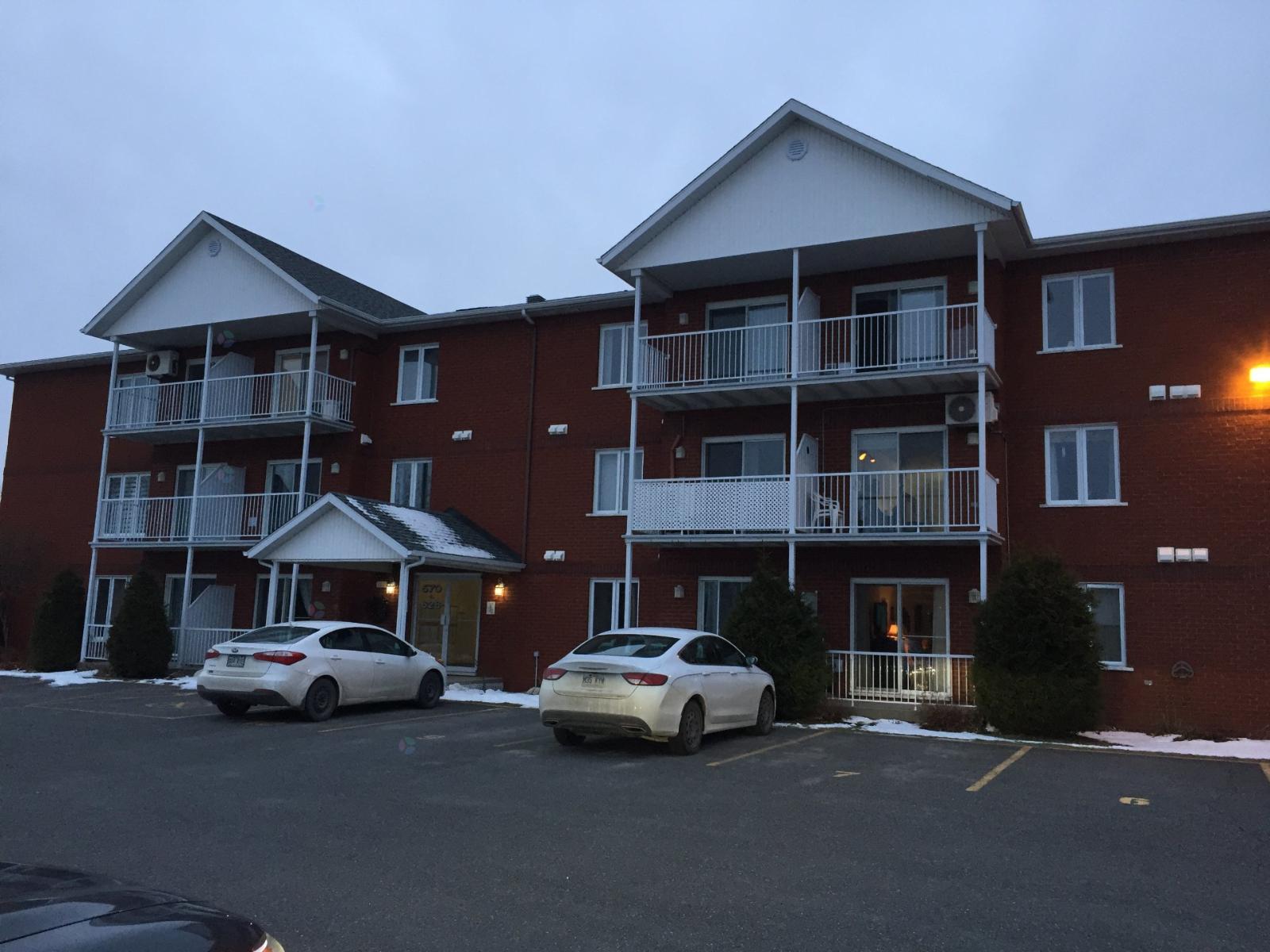 624 Rue Taillon, Drummondville, Quebec J2C7M1