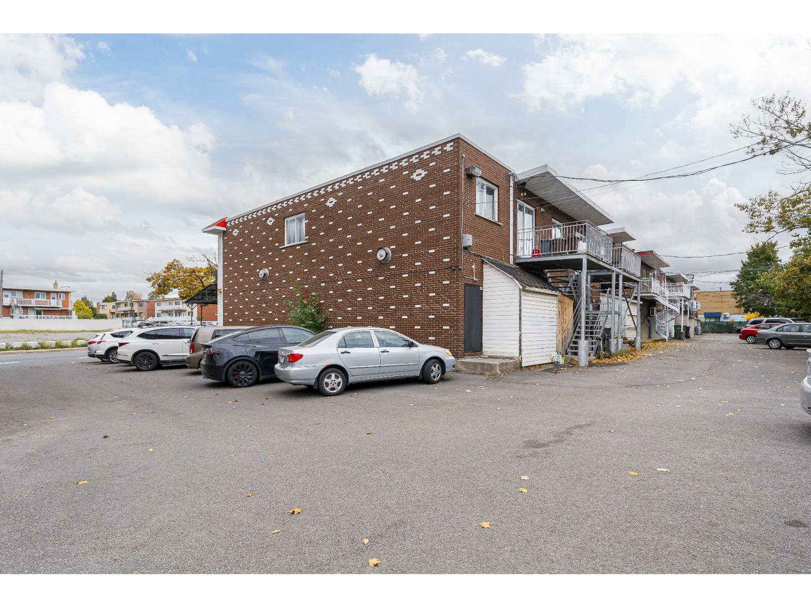 For sale: 6121-6129 Rue Bélanger, Montréal (Saint-Léonard), Quebec
