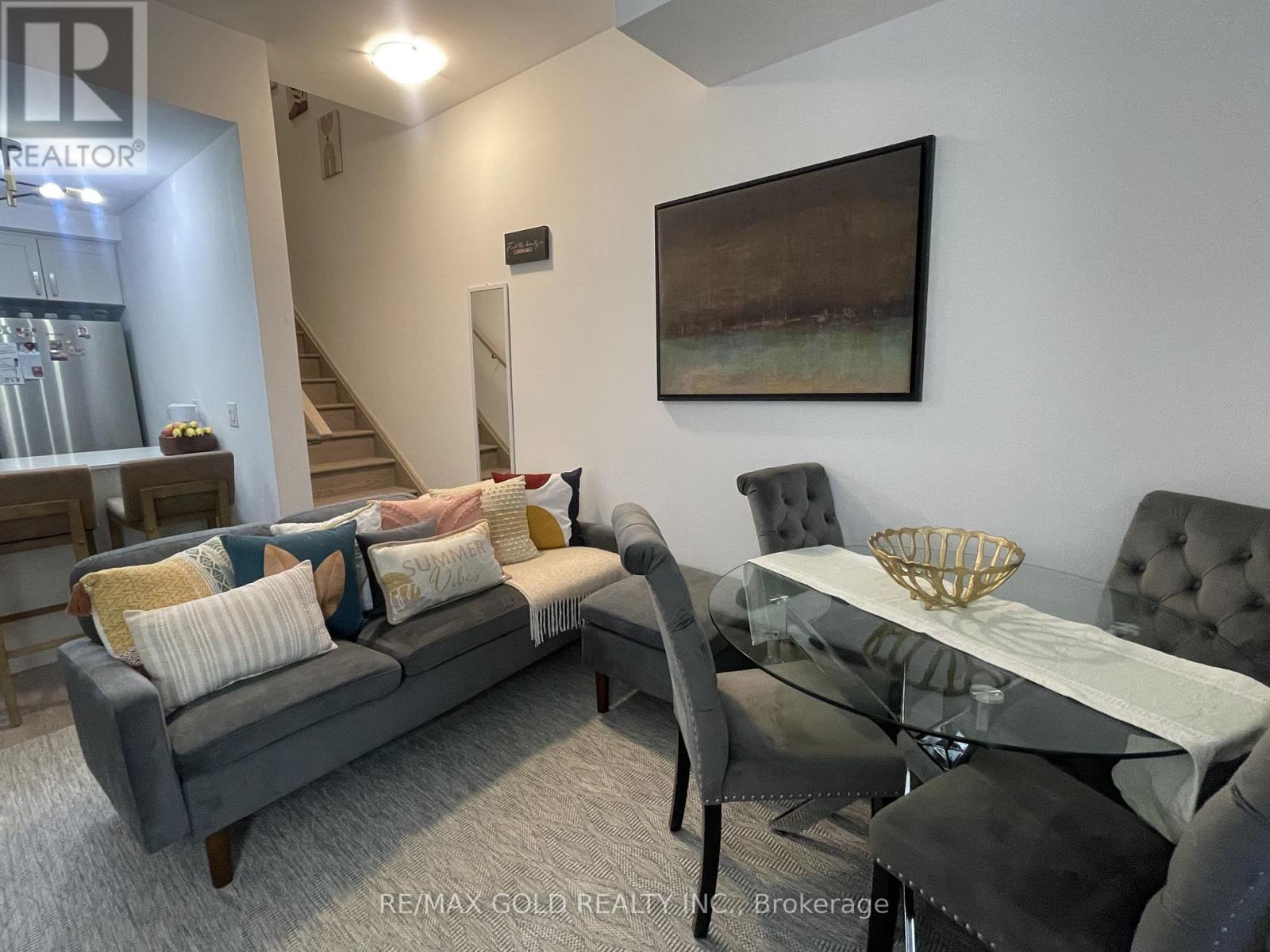 Row / Townhouse for Sale in 102 - 1115 DOUGLAS MCCURDY COMM DRIVE E|Mississauga (Lakeview), Ontario L5G0C6 4