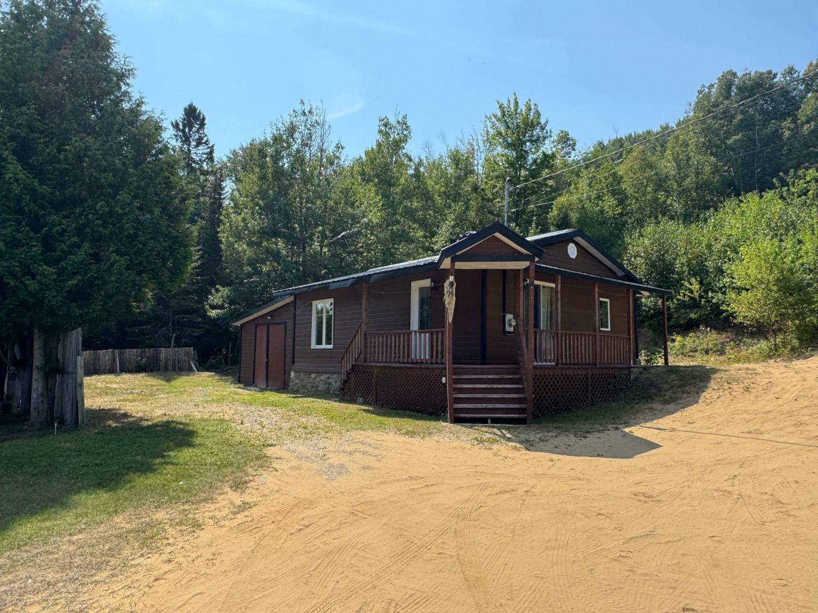 95 Rue Blackburn, La Malbaie, Quebec G5A1G6