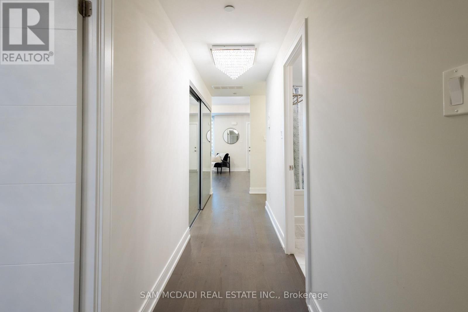 Row / Townhouse for Sale in 1 - 670 ATWATER AVENUE|Mississauga (Mineola), Ontario L5G0B6 5