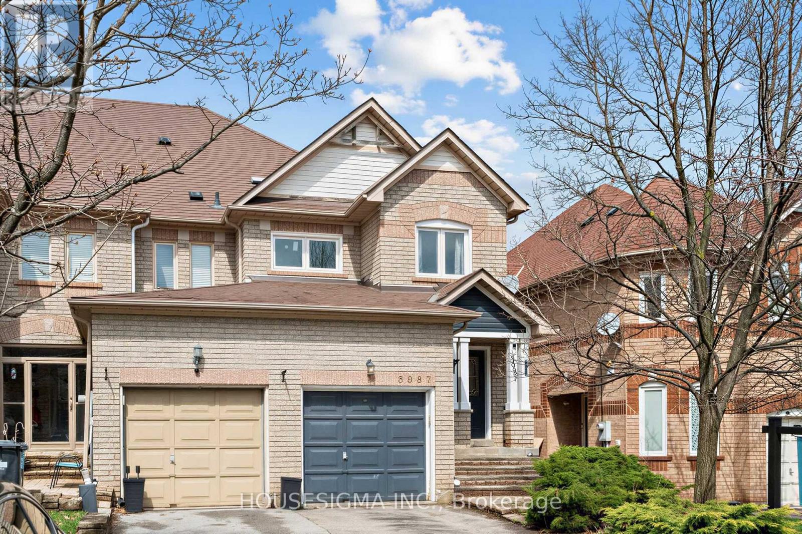 Row / Townhouse for Sale in 3987 DISCOVERY COURT|Mississauga (Lisgar), Ontario L5N7H8 2