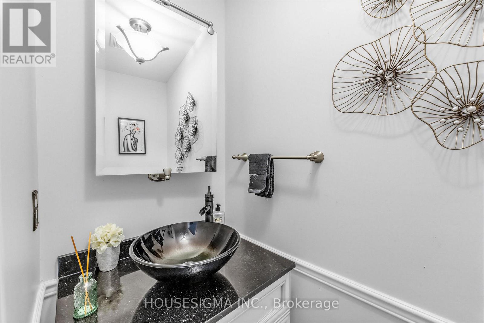 Row / Townhouse for Sale in 3987 DISCOVERY COURT|Mississauga (Lisgar), Ontario L5N7H8 4