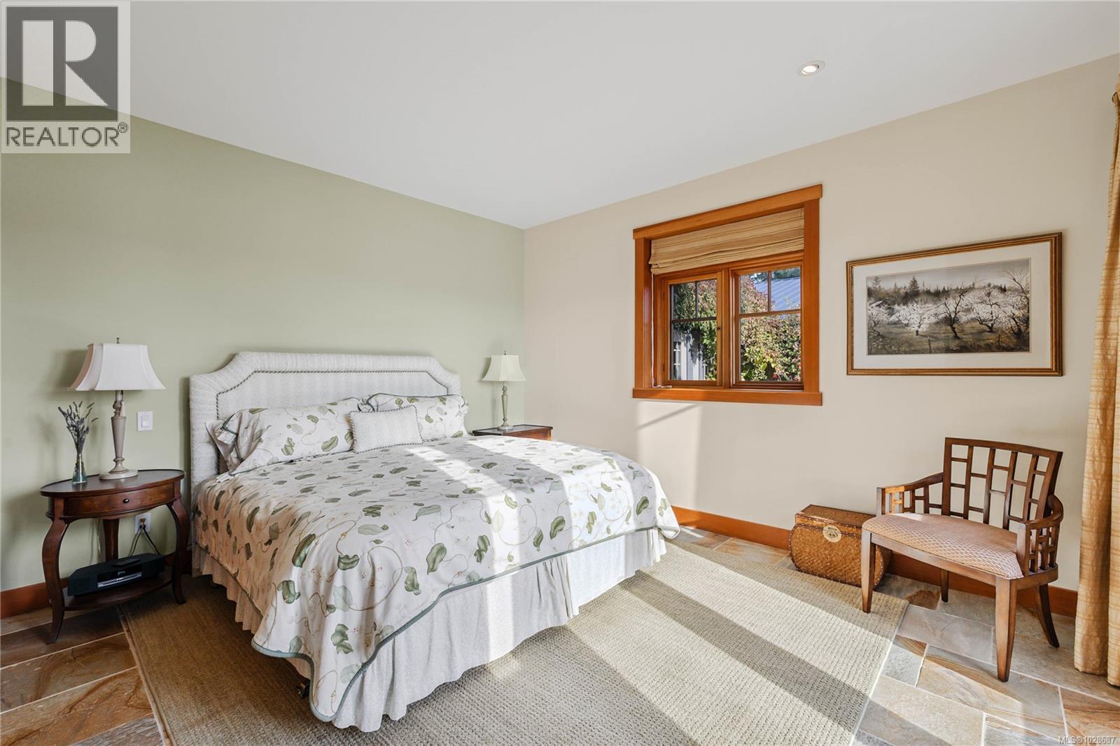 Salt Spring Realty For sale: 220 Scott Point Dr, Salt Spring, British Columbia V8K2R1 ...