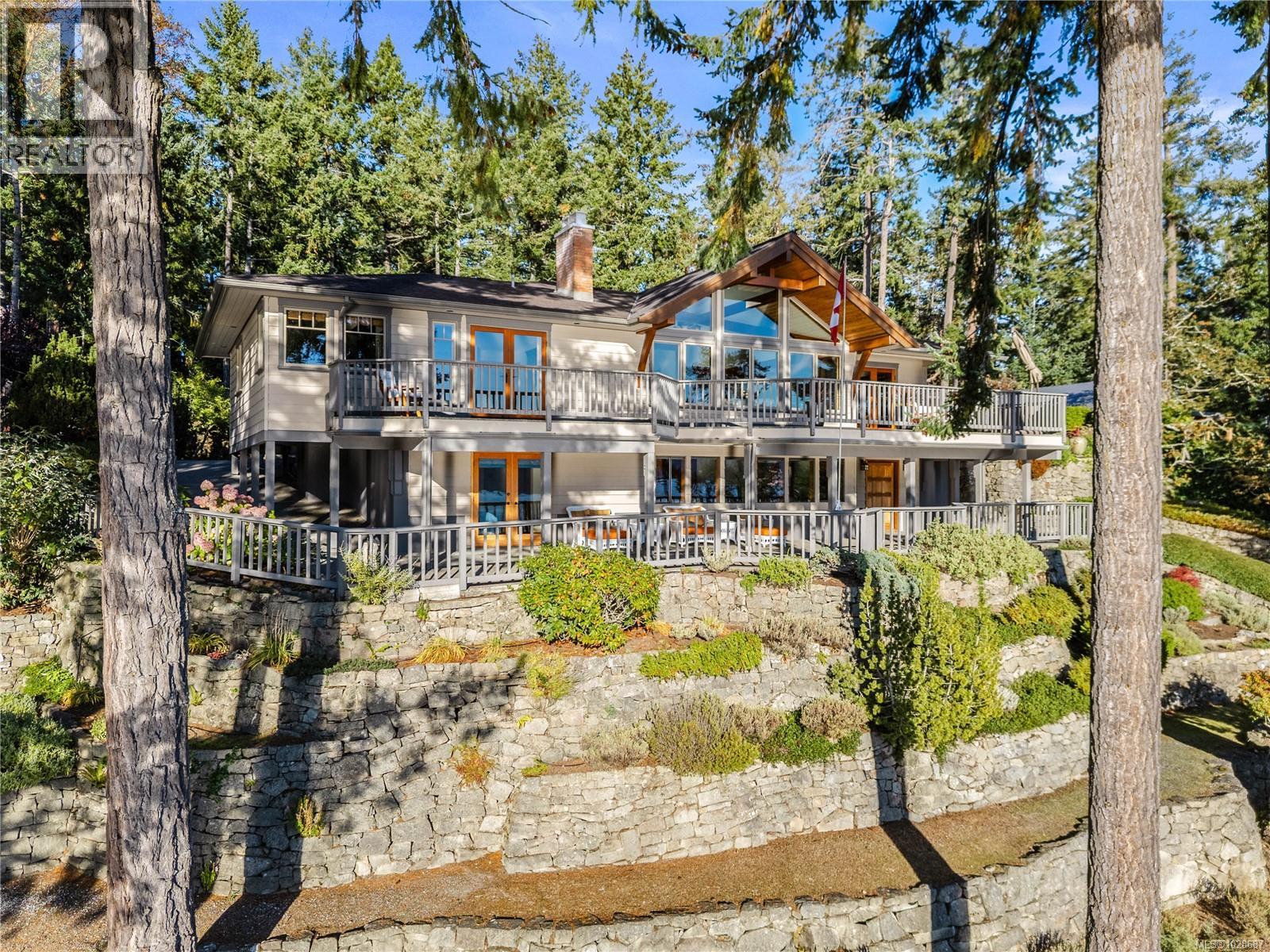 Salt Spring Realty For sale: 220 Scott Point Dr, Salt Spring, British Columbia V8K2R1 ...