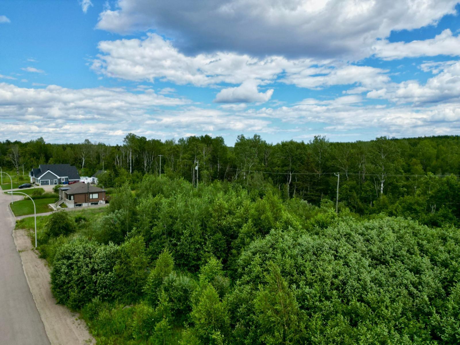 224 Rue des Campanules, Baie-Comeau, Quebec G4Z0B2