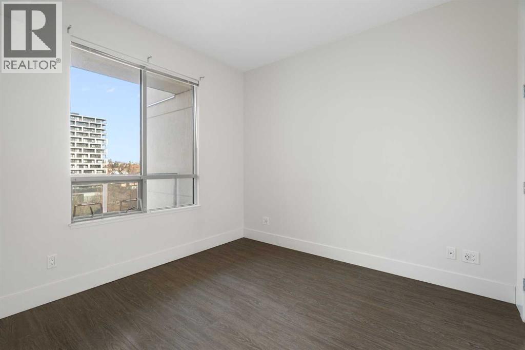 Apartment for Sale in 701, 38 9 Street NE|Calgary, Alberta T2E7X9 5