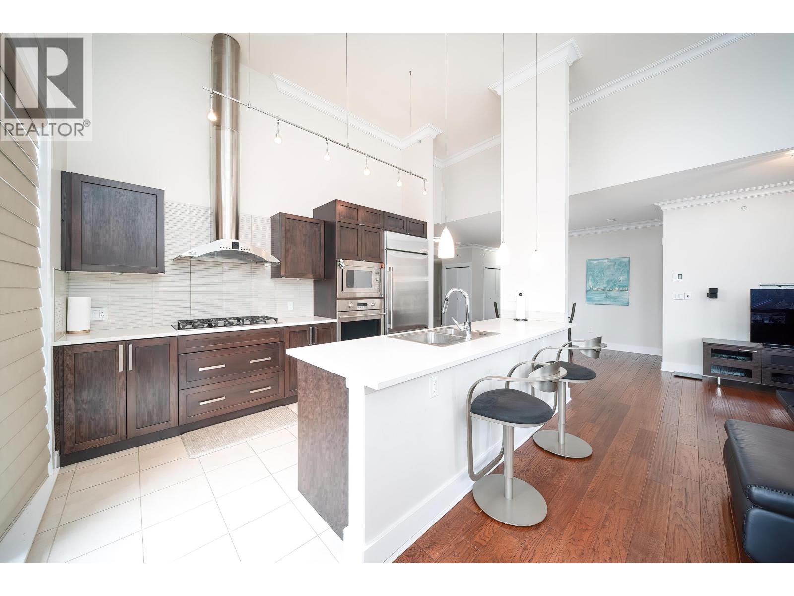 For sale: 406 5779 BIRNEY AVENUE, Vancouver, British Columbia V6S0A3 ...