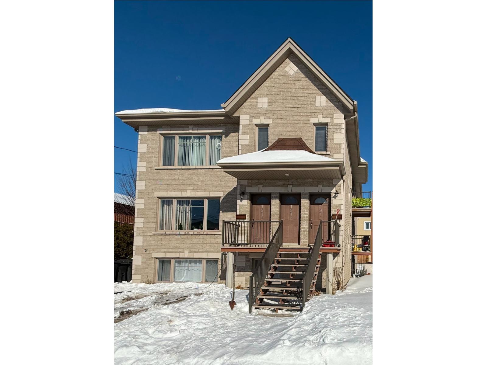 1910 Av. des Pins, Longueuil (Le Vieux-Longueuil), Quebec J4P3L3