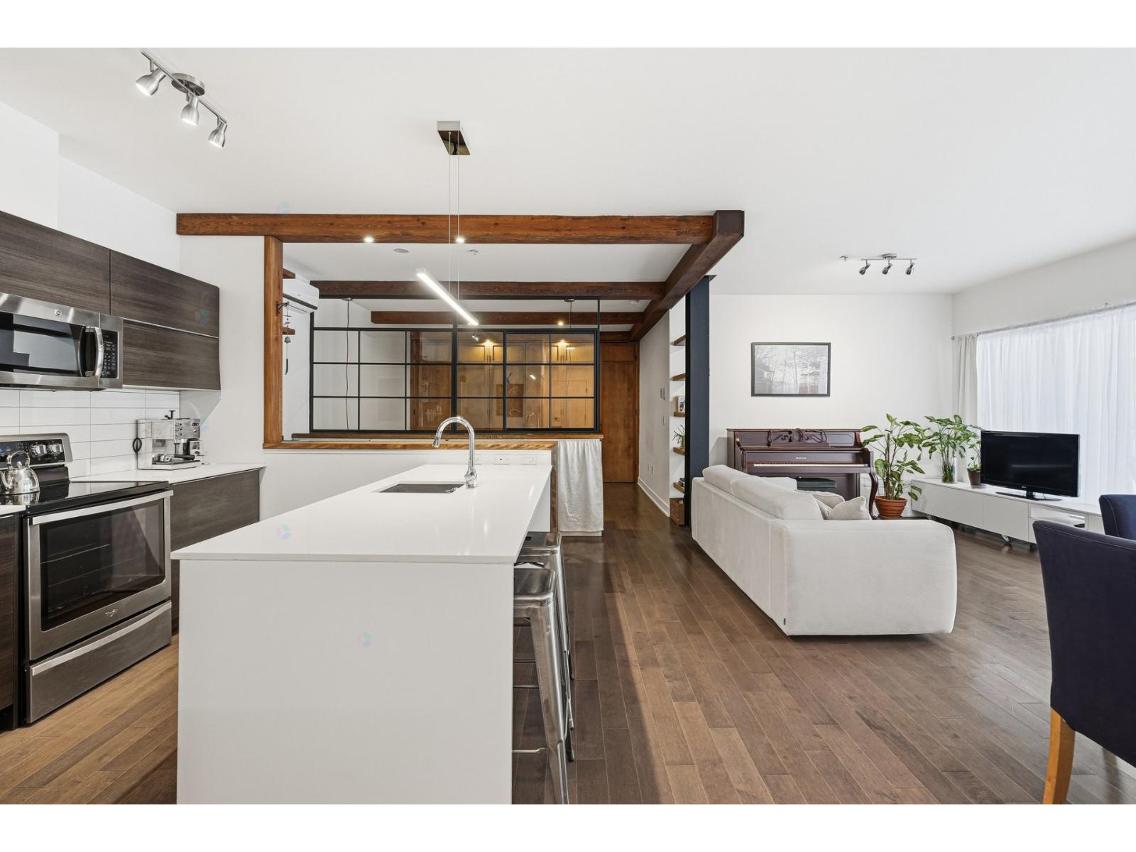 2365 Rue des Carrières, #111, Montréal (Rosemont/La Petite-Patrie), Quebec H2X1X6
