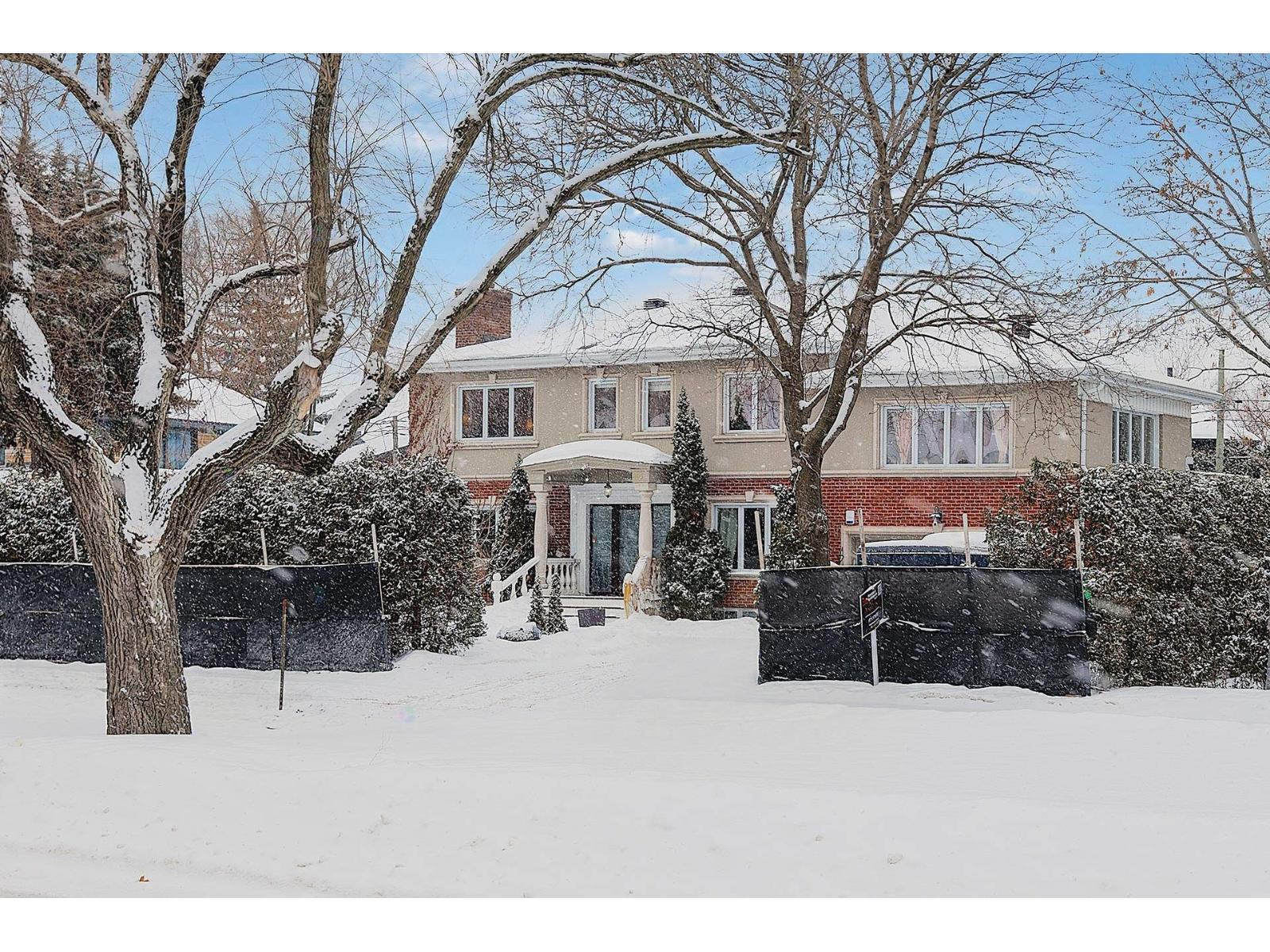 885 Boul. Laird, Mont-Royal, Quebec H3R1Y7