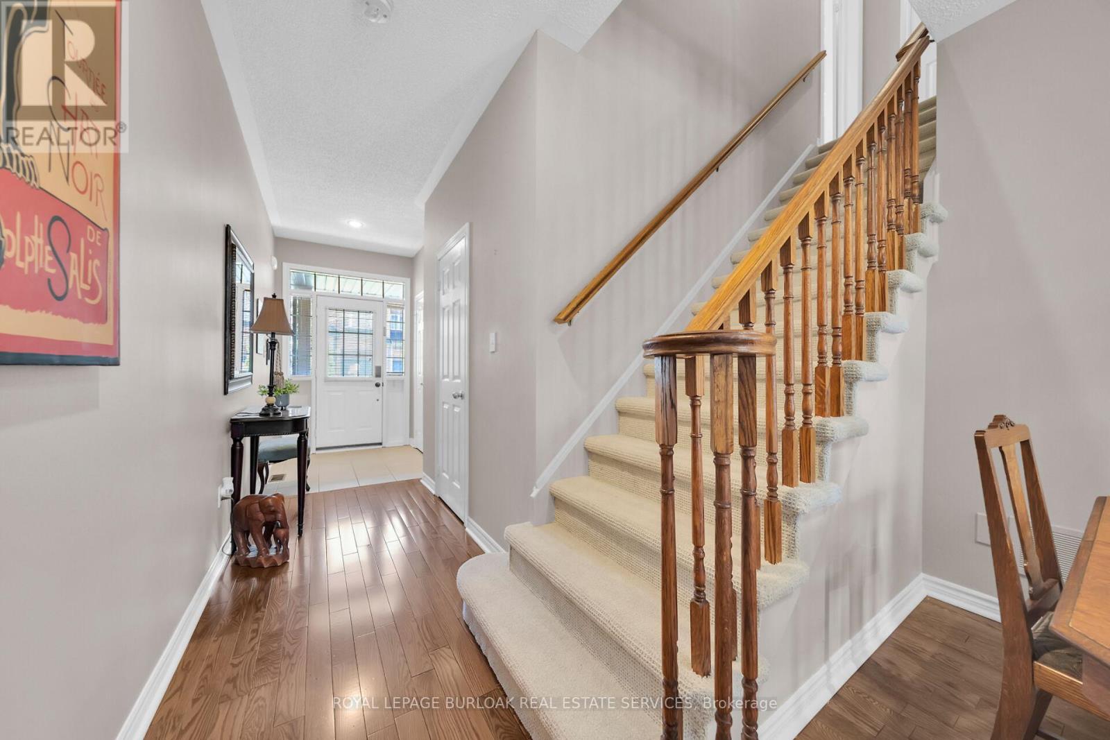 Row / Townhouse for Sale in 41 - 300 RAVINEVIEW WAY|Oakville (WC Wedgewood Creek), Ontario L6H7J2 5