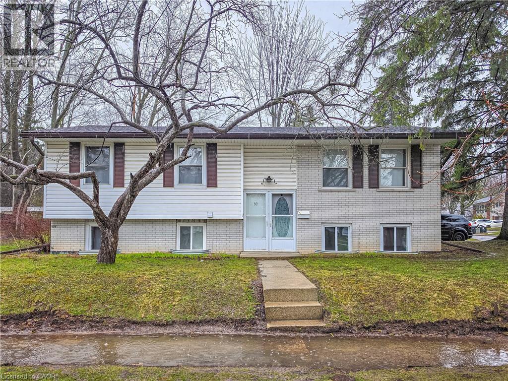 60 AUSTIN Drive, Waterloo, Ontario N2L3Y4