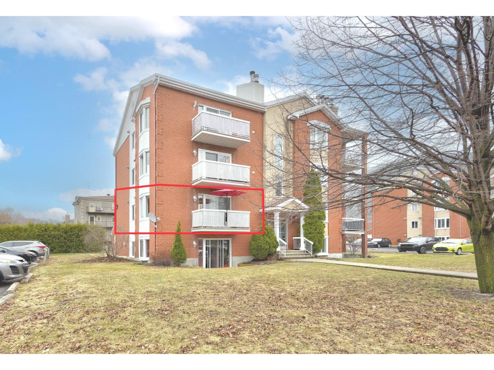 321 Rue Jacques-Odelin, Mont-Saint-Hilaire, Quebec J3H5W7