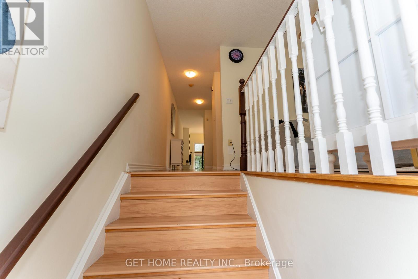 Row / Townhouse for Sale in 25 - 840 DUNDAS STREET W|Mississauga (Erindale), Ontario L5C1C2 3