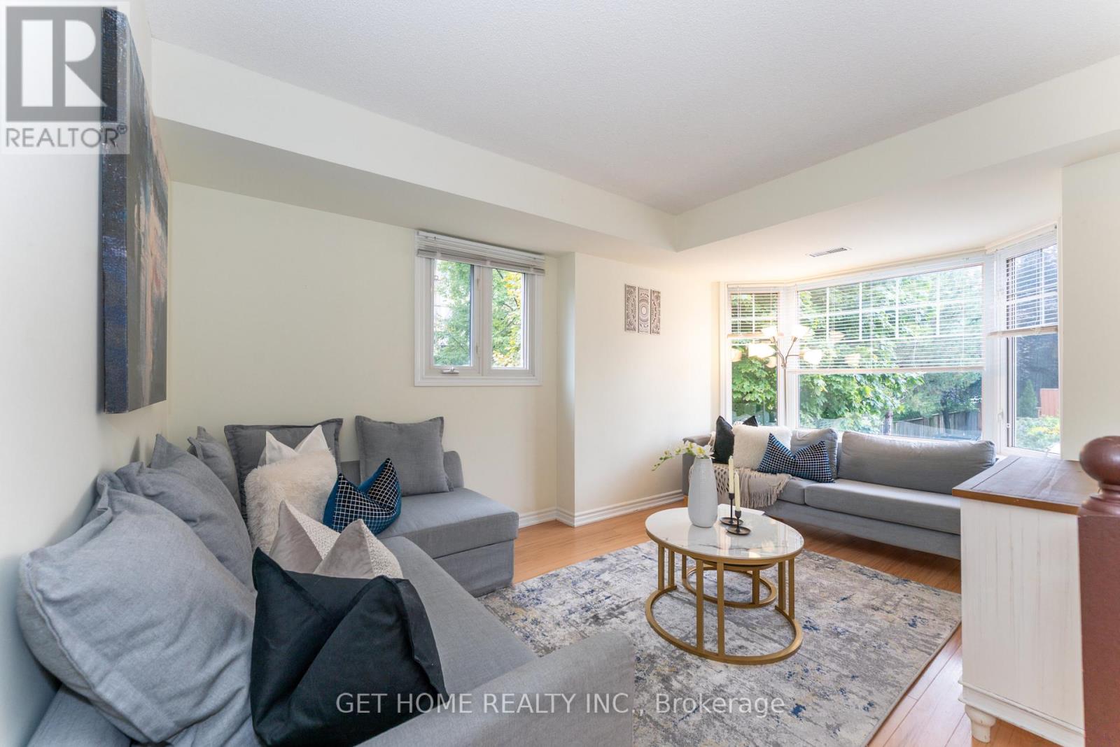 Row / Townhouse for Sale in 25 - 840 DUNDAS STREET W|Mississauga (Erindale), Ontario L5C1C2 5