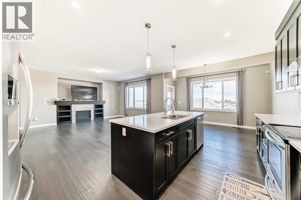 House for Sale in 184 Sherview Grove NW|Calgary, Alberta T3R0Y4 5